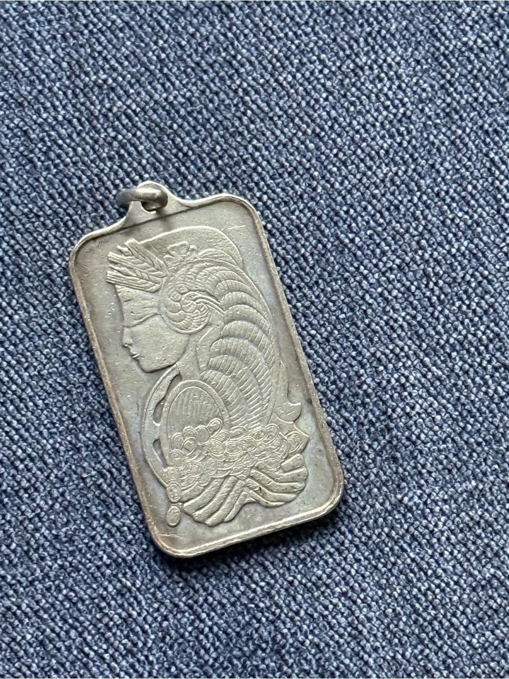 Suisse 1/2 oz 999.0 Fine Silver Bullion
Bar Vintage